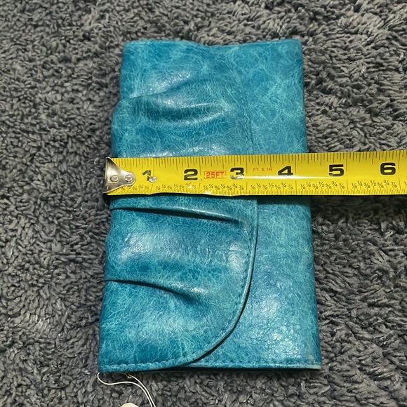 NWT Mundi wallet - Picture 4 of 4